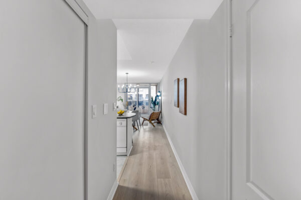 8-Rean-Drive-#802-Toronto-Web-Salisbury-10