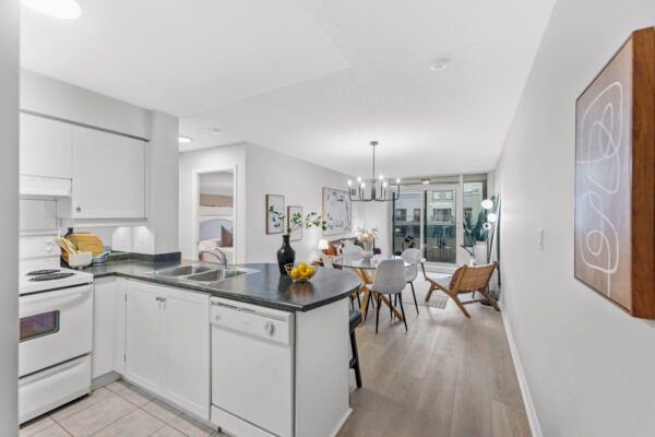 8-Rean-Drive-#802-Toronto-Web-Salisbury-11