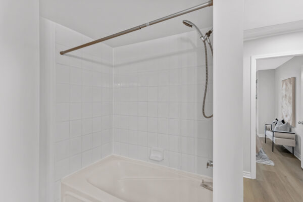 8-Rean-Drive-#802-Toronto-Web-Salisbury-30