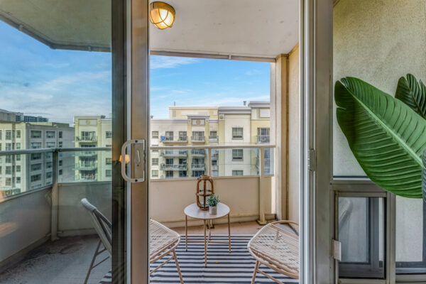 8-Rean-Drive-#802-Toronto-Web-Salisbury-32