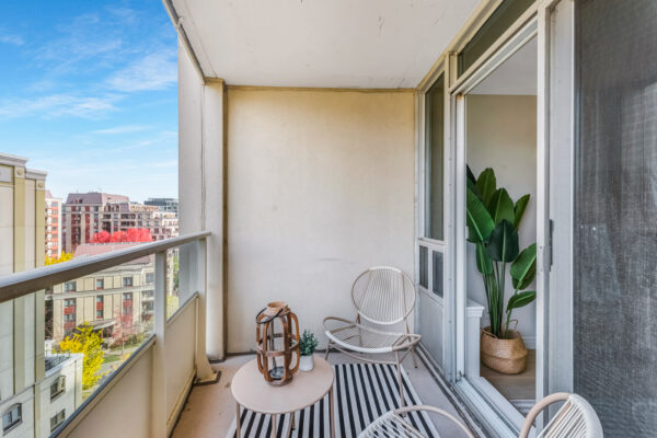 8-Rean-Drive-#802-Toronto-Web-Salisbury-33