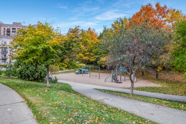 8-Rean-Drive-#802-Toronto-Web-Salisbury-38