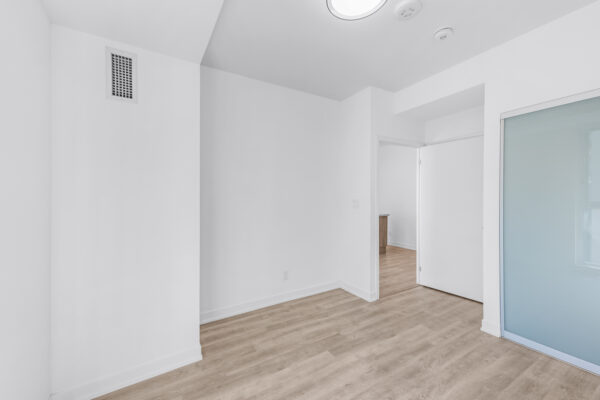 8119-Birchmount-Road-#716-Markham-Web-Salisbury-21