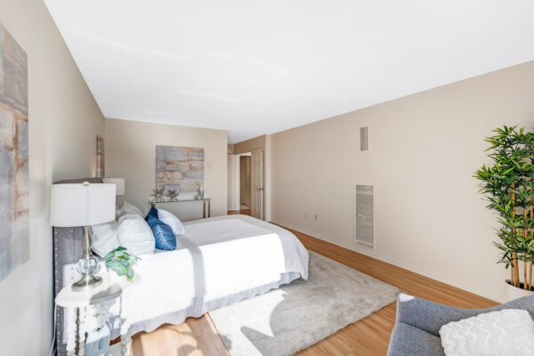 131-Beecroft-Road-#2110-Toronto-Web-Salisbury-32