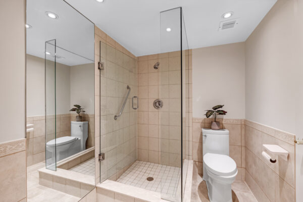 131-Beecroft-Road-#2110-Toronto-Web-Salisbury-34