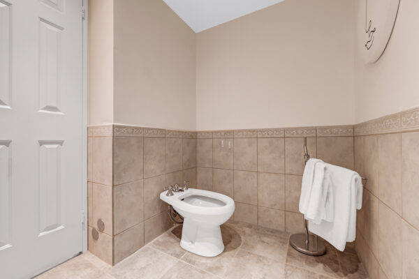 131-Beecroft-Road-#2110-Toronto-Web-Salisbury-35
