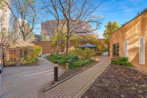 131-Beecroft-Road-#2110-Toronto-Web-Salisbury-59