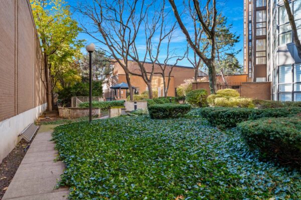 131-Beecroft-Road-#2110-Toronto-Web-Salisbury-61