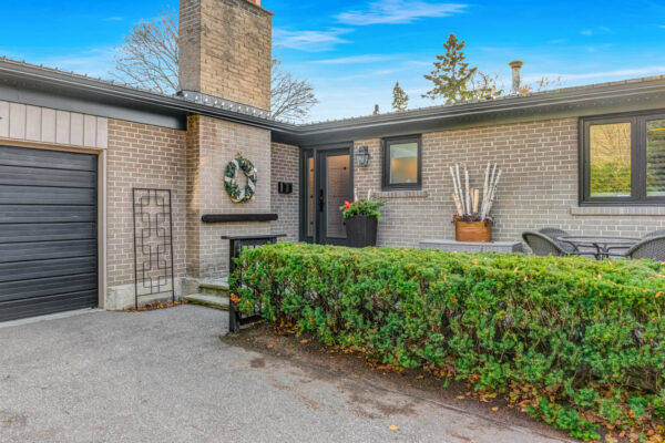 137-Underhill-Drive-Toronto-Web-Salisbury-10