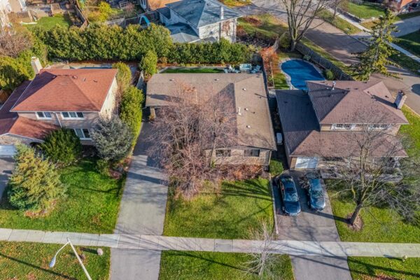 137-Underhill-Drive-Toronto-Web-Salisbury-3