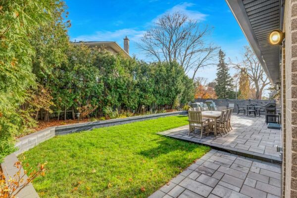 137-Underhill-Drive-Toronto-Web-Salisbury-54