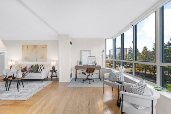 33-Weldrick-Road-East-#303-Richmond-Hill-Web-Salisbury-12