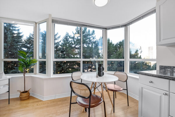 33-Weldrick-Road-East-#303-Richmond-Hill-Web-Salisbury-18