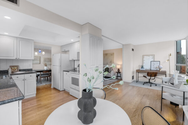 33-Weldrick-Road-East-#303-Richmond-Hill-Web-Salisbury-20