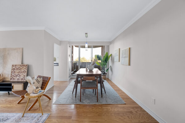 33-Weldrick-Road-East-#303-Richmond-Hill-Web-Salisbury-22