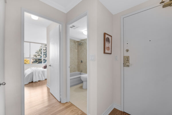 33-Weldrick-Road-East-#303-Richmond-Hill-Web-Salisbury-28