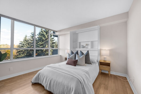 33-Weldrick-Road-East-#303-Richmond-Hill-Web-Salisbury-29