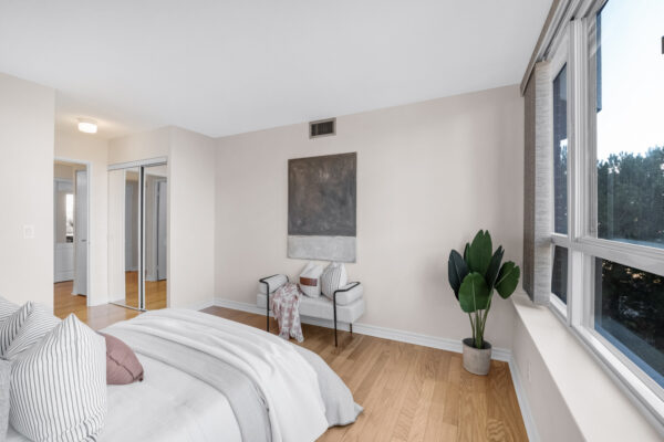 33-Weldrick-Road-East-#303-Richmond-Hill-Web-Salisbury-30