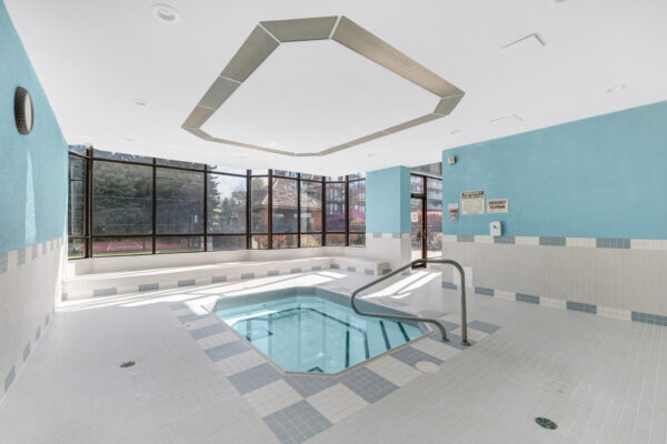 33-Weldrick-Road-East-#303-Richmond-Hill-Web-Salisbury-47