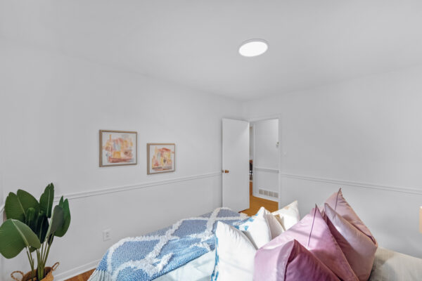 38-Lochleven-Drive-Toronto-Web-Salisbury-33