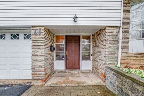 44-Tollerton-Avenue-Toronto-Web-Salisbury-11