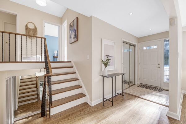 16-Revcoe-Drive-Toronto-Web-Salisbury-11