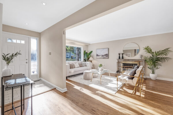 16-Revcoe-Drive-Toronto-Web-Salisbury-13