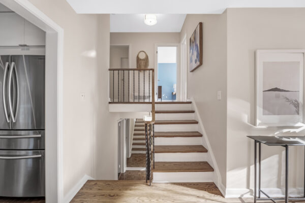 16-Revcoe-Drive-Toronto-Web-Salisbury-40