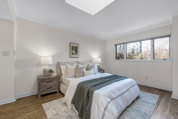 16-Revcoe-Drive-Toronto-Web-Salisbury-43