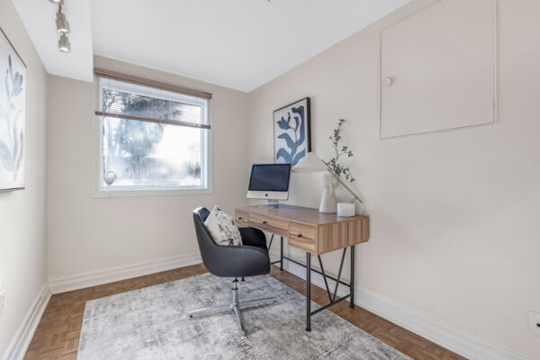 16-Revcoe-Drive-Toronto-Web-Salisbury-56