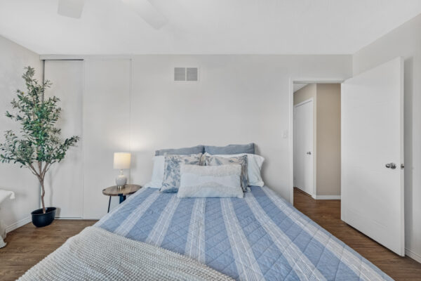 12455-Ninth-Line-#111-Stouffville-Web-Salisbury-29