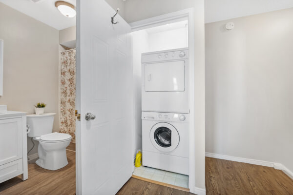 12455-Ninth-Line-#111-Stouffville-Web-Salisbury-37