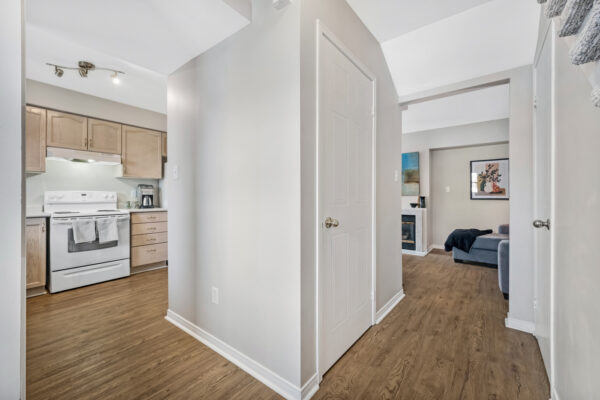 12455-Ninth-Line-#111-Stouffville-Web-Salisbury-9