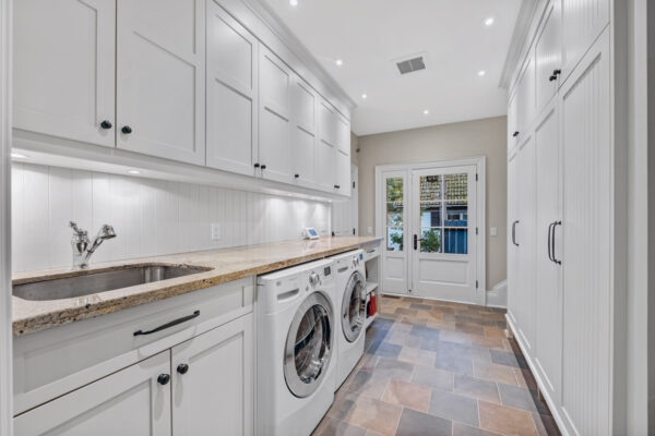 190-Donnelly-Drive-Mississauga-Web-Salisbury-57