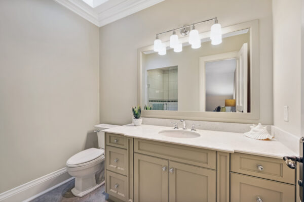 190-Donnelly-Drive-Mississauga-Web-Salisbury-71