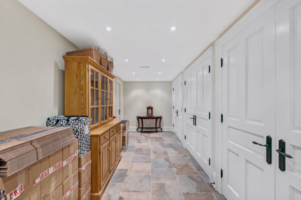 190-Donnelly-Drive-Mississauga-Web-Salisbury-87