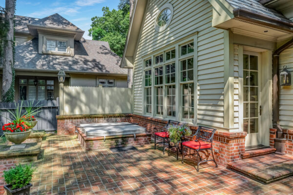 190-Donnelly-Drive-Mississauga-Web-Salisbury-96