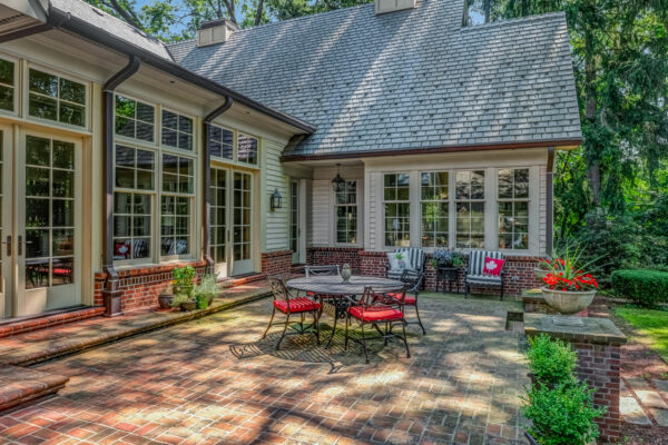 190-Donnelly-Drive-Mississauga-Web-Salisbury-97