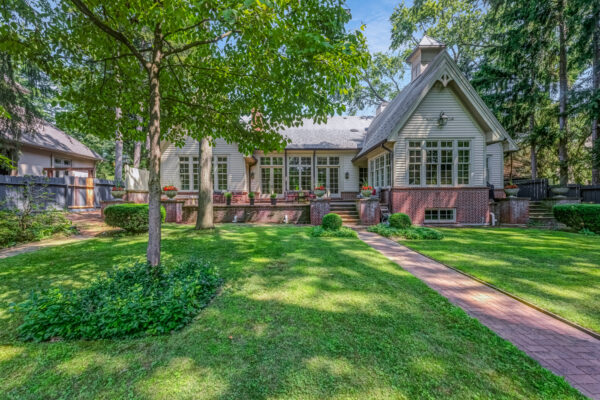 190-Donnelly-Drive-Mississauga-Web-Salisbury-99