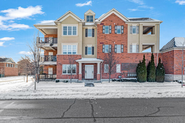 277-Gatwick-Drive-#101-Oakville-Web-Salisbury-1