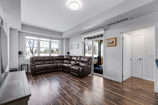 277-Gatwick-Drive-#101-Oakville-Web-Salisbury-13