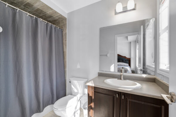 277-Gatwick-Drive-#101-Oakville-Web-Salisbury-31