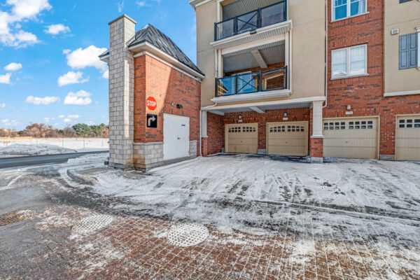 277-Gatwick-Drive-#101-Oakville-Web-Salisbury-42