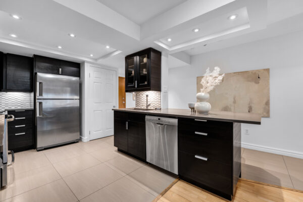 33-University-Avenue-#1702-Toronto-Web-Salisbury-10