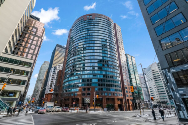 33-University-Avenue-#1702-Toronto-Web-Salisbury-2