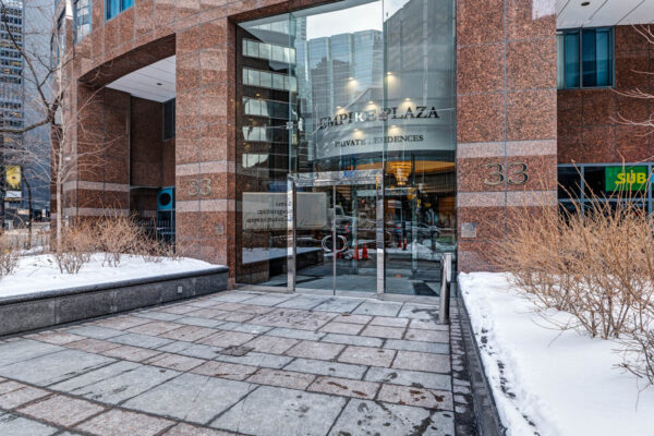 33-University-Avenue-#1702-Toronto-Web-Salisbury-3
