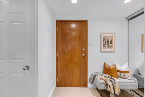 33-University-Avenue-#1702-Toronto-Web-Salisbury-4