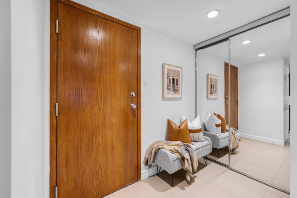 33-University-Avenue-#1702-Toronto-Web-Salisbury-5