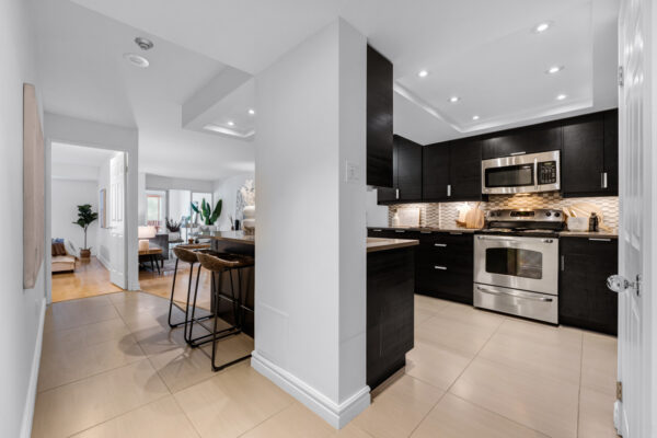 33-University-Avenue-#1702-Toronto-Web-Salisbury-6