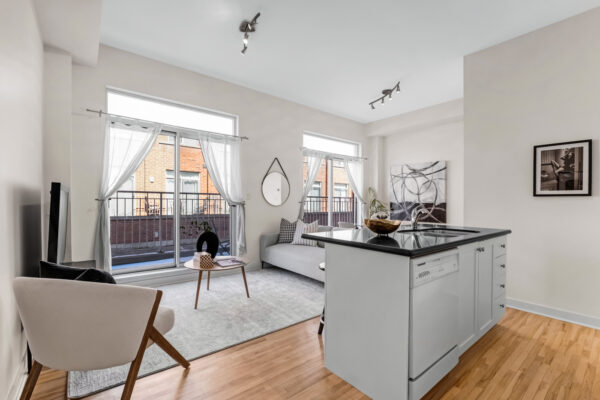 1398-Bloor-Street-West-#TH2-Toronto-Web-Salisbury-10